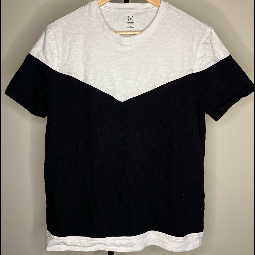INC Men’s Geometric Color blocked Tee - Black/White